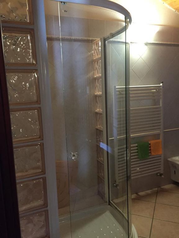 Ferienwohnung Apartment Laveno-Mombello Exteriör bild