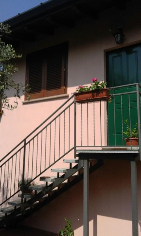 Ferienwohnung Apartment Laveno-Mombello Exteriör bild